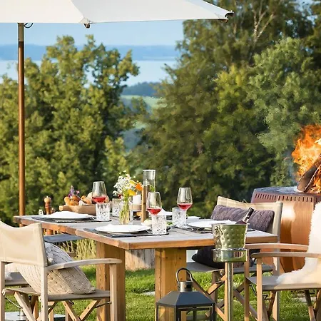 Apartmanhotel Chiemsee 4*