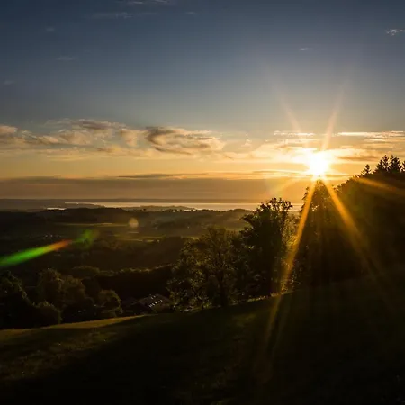 Ξενοδοχείο με διαμερίσματα Chiemsee Frasdorf