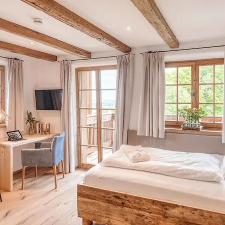 Apartmanhotel Chiemsee 4*